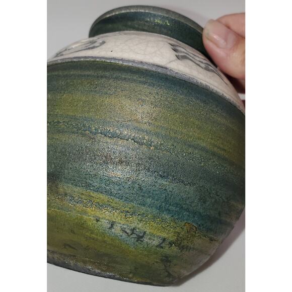 Hawaiian Raku Pottery Vase Signed By C Matti Maui Petroglyphs Faint Chip On Top - Picture 4 of 14